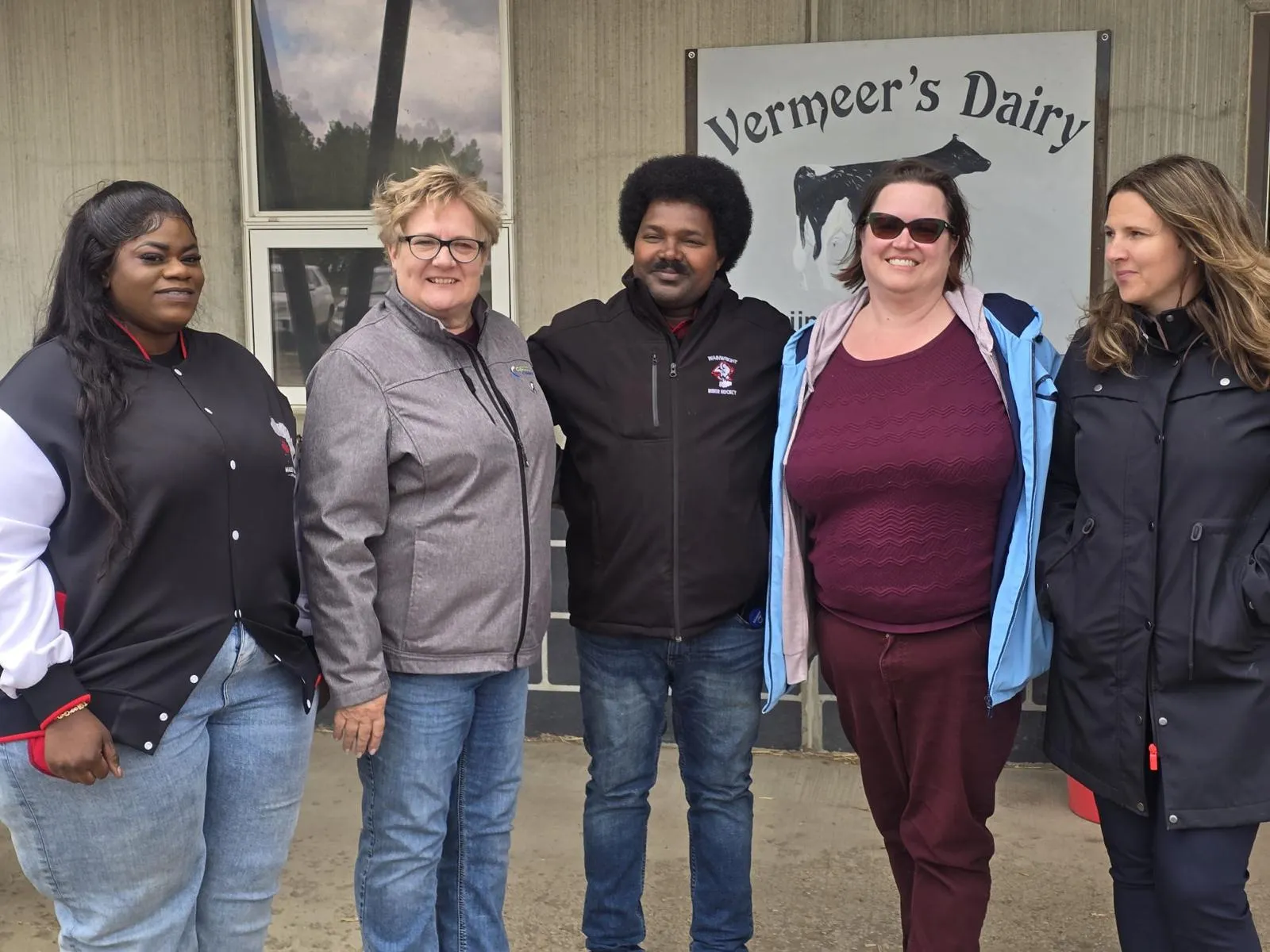 Delegation visit to Vermeer's Dairy
